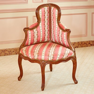 Lot 4 - Louis XV Walnut Upholstered Corner Chair