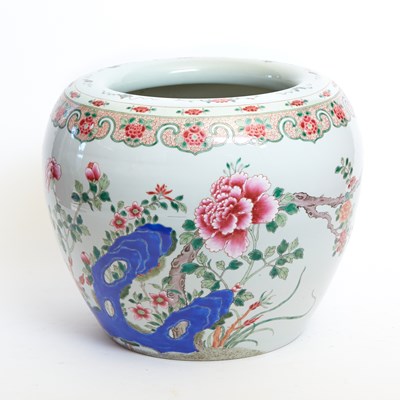 Lot 37 - Chinese Famille Rose Porcelain Planter