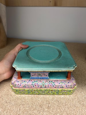 Lot 570 - Chinese Famille Rose Porcelain Stupa