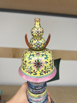 Lot 570 - Chinese Famille Rose Porcelain Stupa