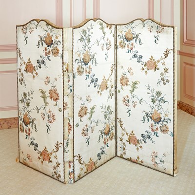 Lot 317 - Brocade and Nailhead Three-Fold Screen