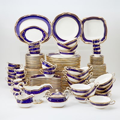 Lot 84 - Spode Porcelain 'York' Pattern Gilt and Cobalt-Blue-Ground Dinner Service