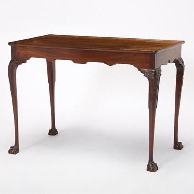 Lot 529 - Irish George II Style Mahogany Tea Table