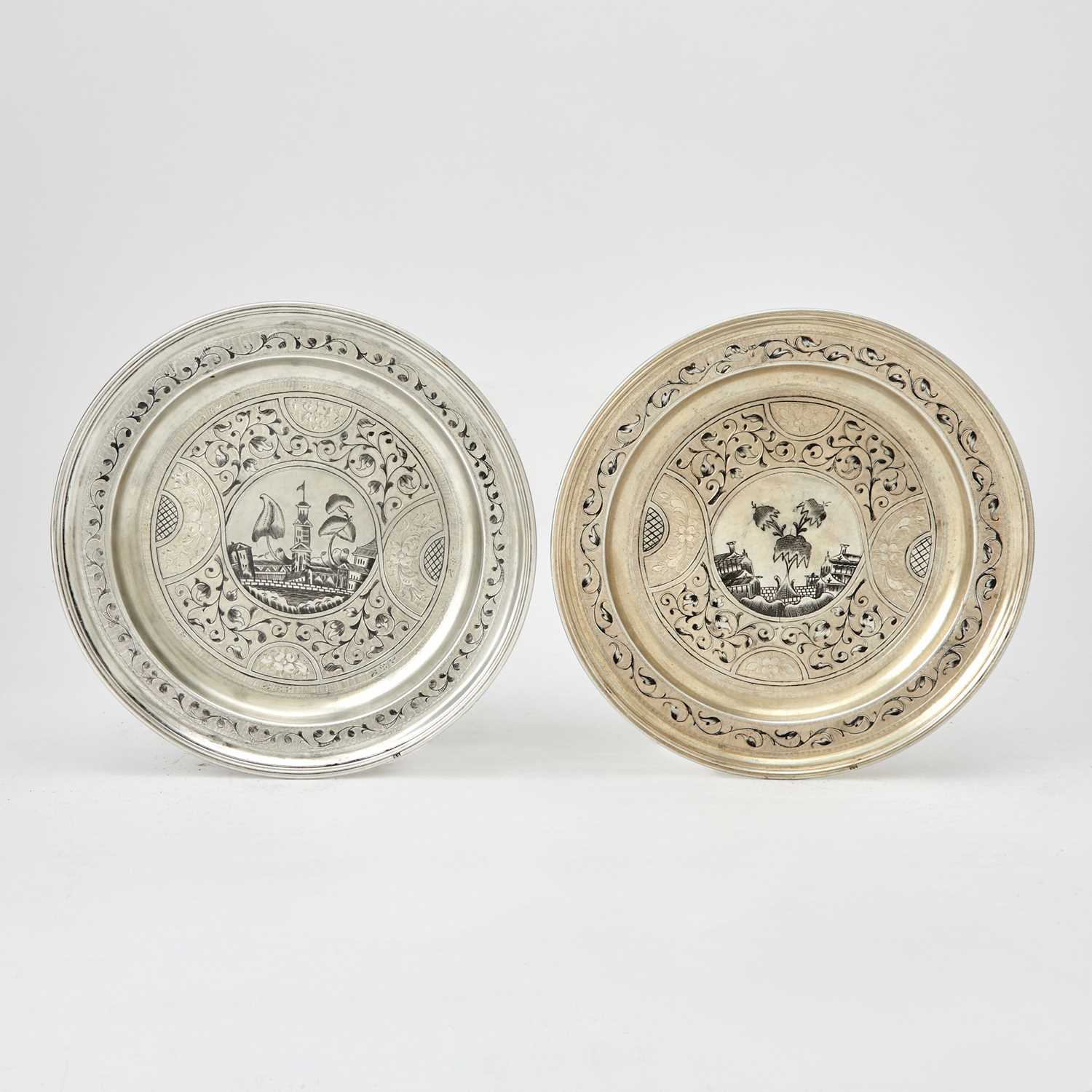 Lot 525 - Two Russian Silver-Gilt and Niello Dishes