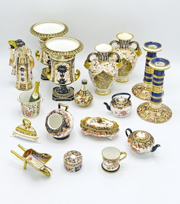 Lot 1134 - Group of Royal Crown Derby Table Articles and Miniatures