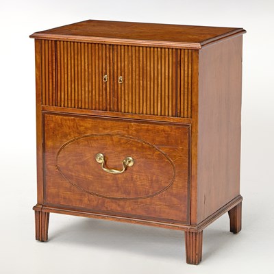 Lot 206 - Federal Style Inlaid Mahogany Bedside Table