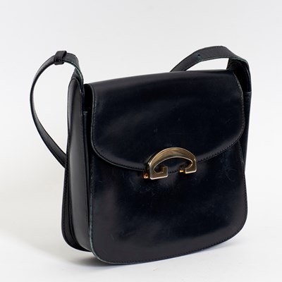 Lot 111 - Gucci Navy Leather Shoulder Bag