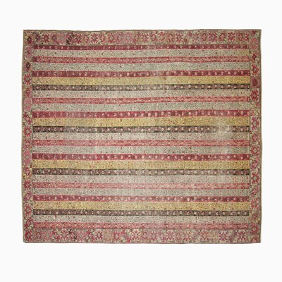 Lot 596 - Ghiordes Carpet