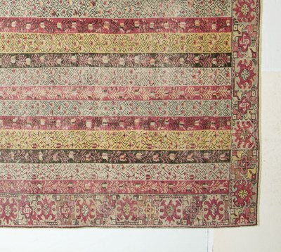 Lot 596 - Ghiordes Carpet