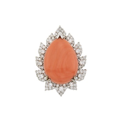 Lot 147 - David Webb White Gold, Coral and Diamond Ring