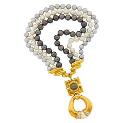 Lot 89 - Triple Strand Multicolored Cultured Pearl, Hammered Gold, Mabé and Black Cultured Pearl and Diamond Pendant-Necklace