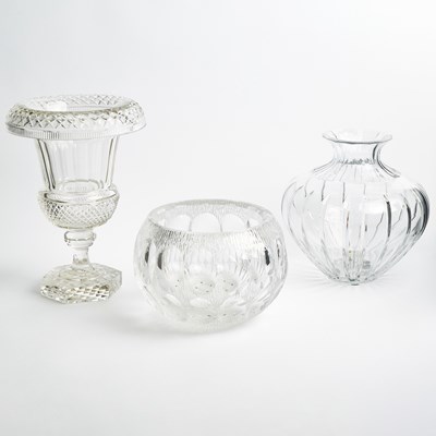 Lot 138 - Steuben Glass Centerpiece Bowl