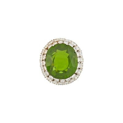 Lot 1181 - Platinum, Peridot and Diamond Ring