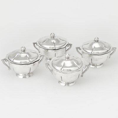 Lot 518 - Set of Four Mexican Silver Covered Bowls