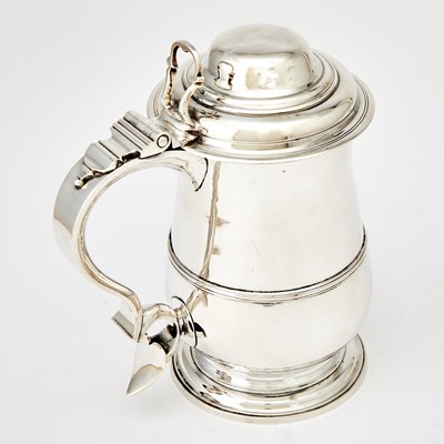 Lot 323 - George III Sterling Silver Covered Tankard