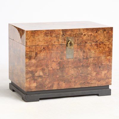 Lot 144 - Faux Burl Laminate Chest