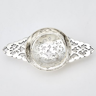 Lot 317 - Georgian Sterling Silver Punch Strainer