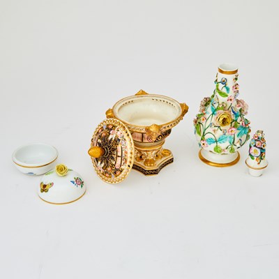 Lot 517 - Group of English and Continental Porcelain Articles