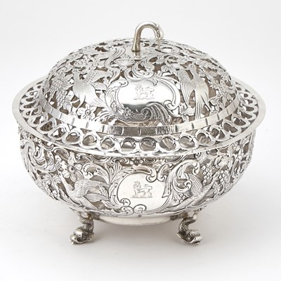 Lot 266 - Irish Edwardian Sterling Silver Covered Footed Bowl