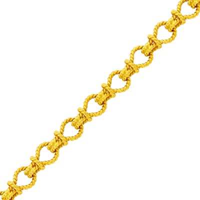 Lot 197 - Verdura Gold 'Rope' Link Bracelet