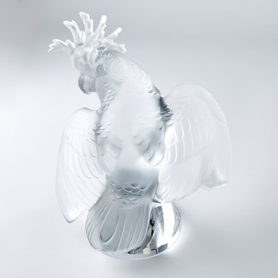 Lot 428 - Lalique Molded Glass Cockatoo