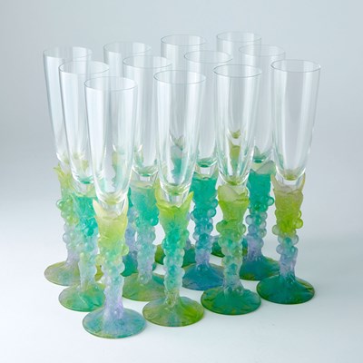 Lot 414 - Set of Twelve Daum Pâte de Verre and Blown Glass Grape-Themed Champagne Flute Glasses