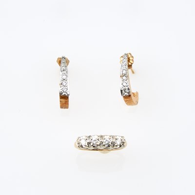 Lot 71 - Two Diamond Earrings and Ring, 18 diamonds about 0.45 ct., 14K 3 dwt.