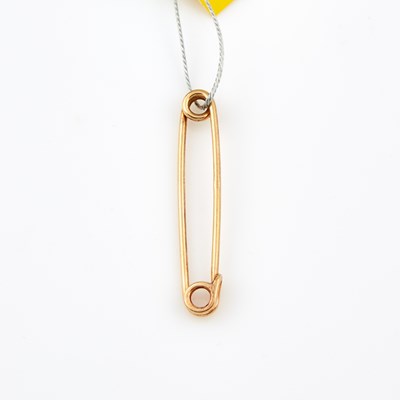 Lot 312 - Gold Safety Pin, 14K 1 dwt.