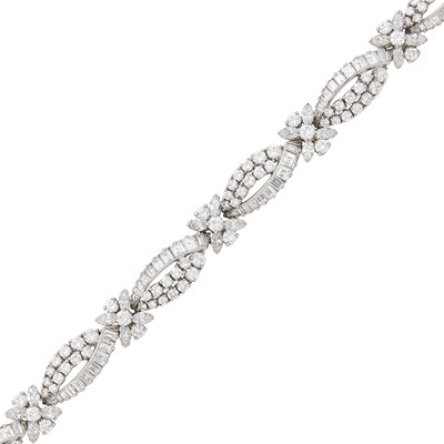 Lot 160 - Oscar Heyman & Brothers Platinum and Diamond Bracelet