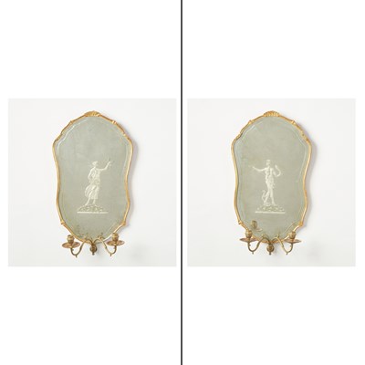 Lot 339 - Pair of Venetian Style Giltwood Wall Lights