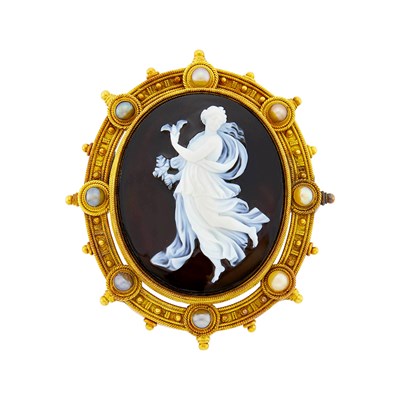 Lot 171 - Archaeological Revival Victorian Gold, Hardstone Cameo and Split Pearl Brooch