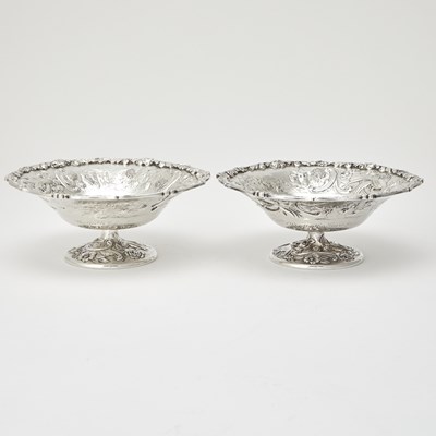 Lot 276 - Pair of Loring Andrews Sterling Silver "Architectural" Pattern Footed Dishes