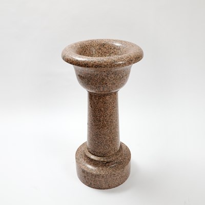 Lot 314 - Neoclassical Style Granite Bird Bath