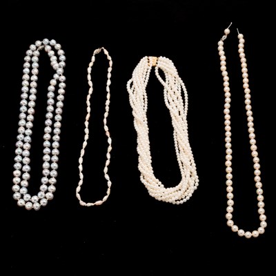 Lot 213 - Group of Four Pearl Necklaces