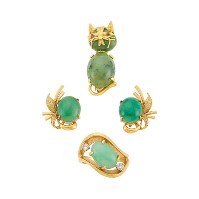 Lot 1096 - Group of Gold, Jade and Nephrite Jewelry