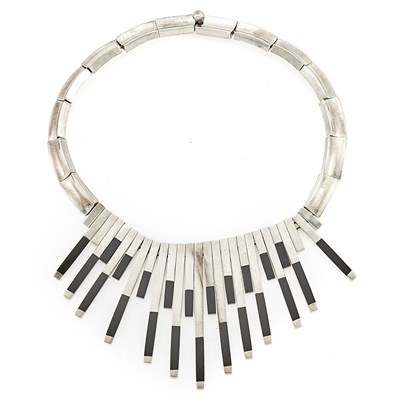 Lot 1290 - Mexican Silver and Black Onyx Fringe Pendant-Necklace