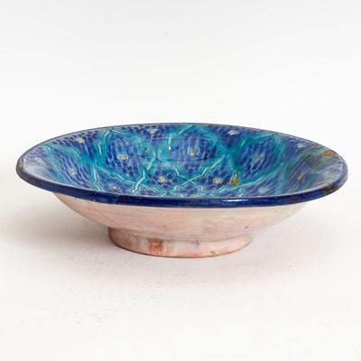 Lot 316 - Glazed Ceramic Bowl