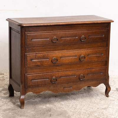 Lot 93 - French Provincial Style Oak Chest of Drawers