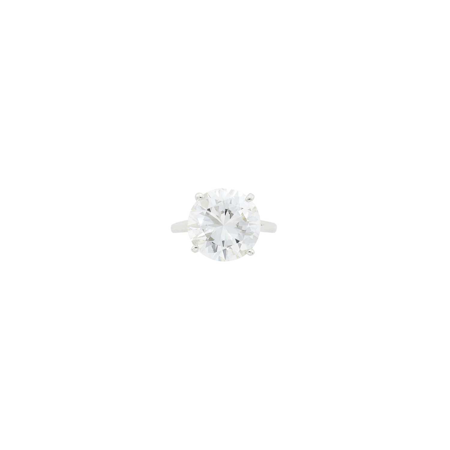 Lot 1159 - Silver and Diamond Ring