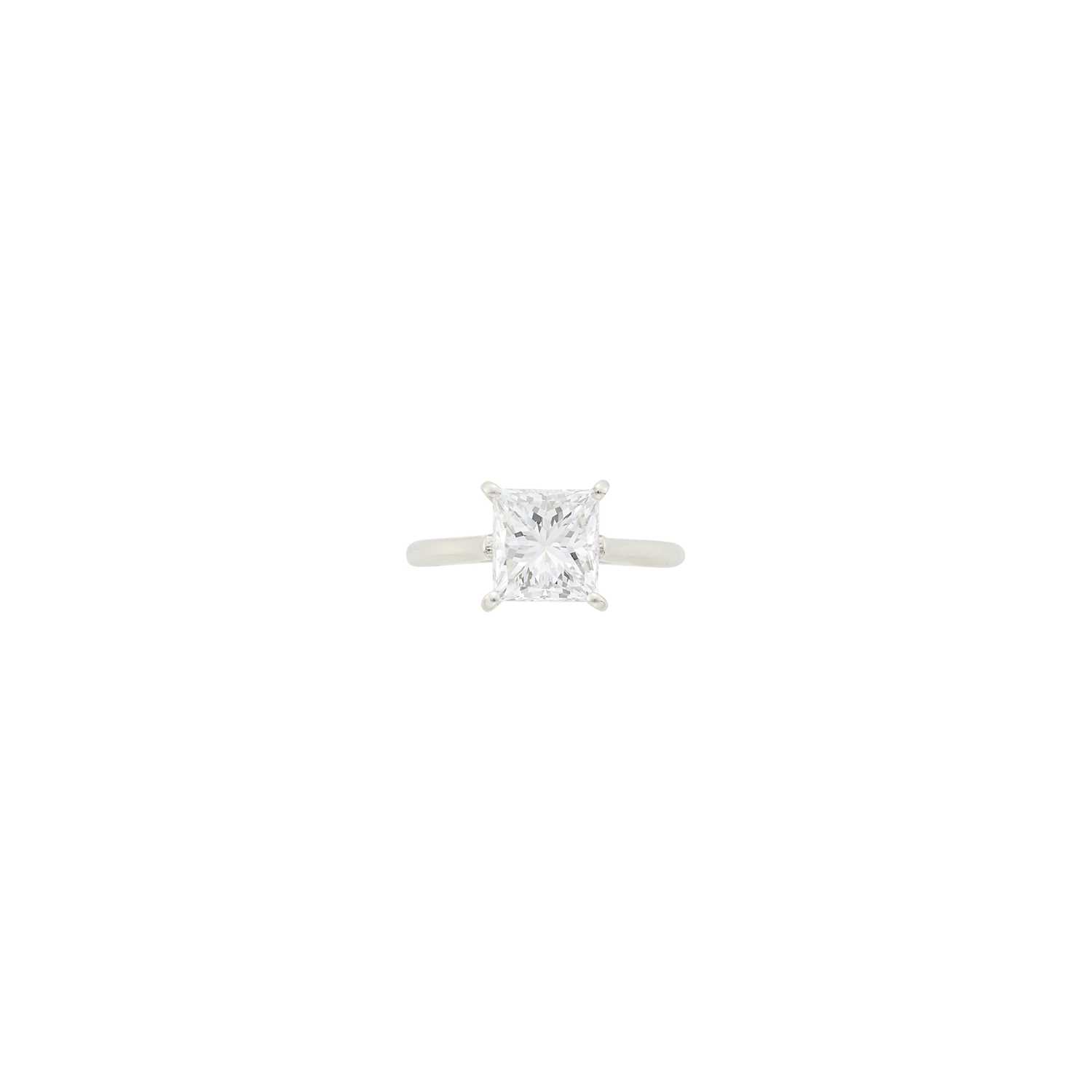 Lot 43 - Silver and Diamond Ring