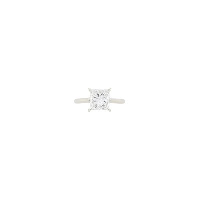 Lot 43 - Silver and Diamond Ring