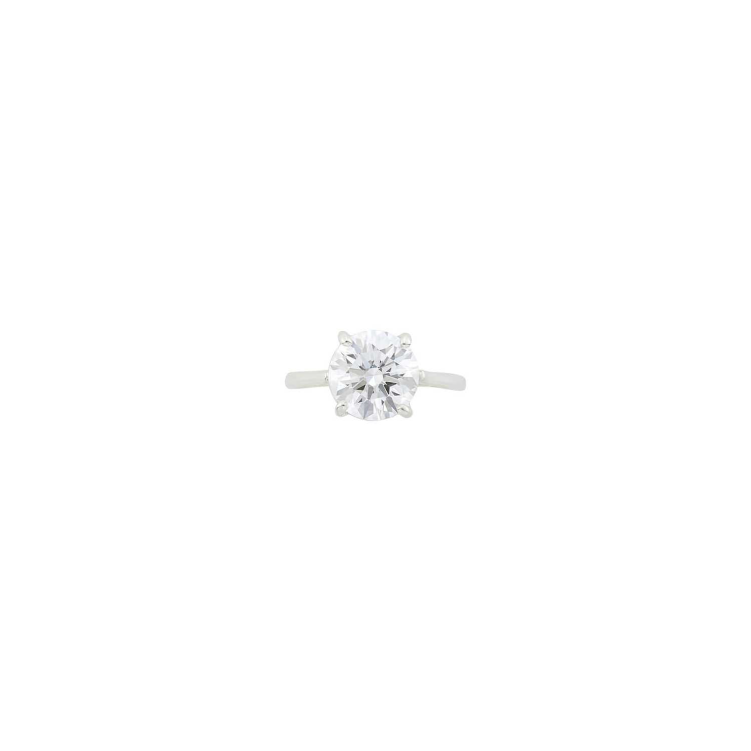 Lot 163 - Silver and Diamond Ring