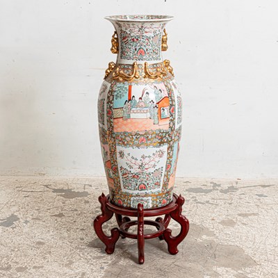 Lot 16 - Large Chinese Porcelain Floor Vase