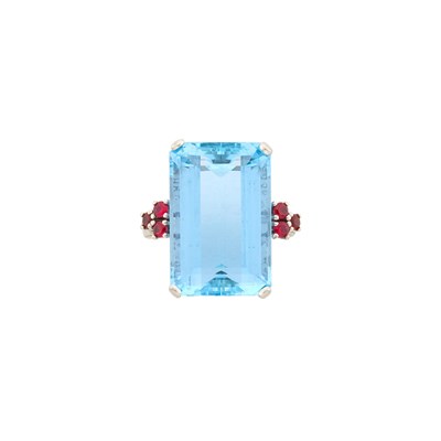 Lot 1270 - Platinum, Aquamarine and Ruby Ring