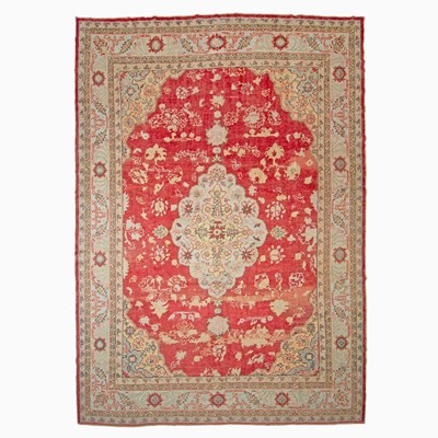 Lot 380 - Oushak Carpet