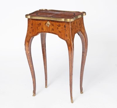 Lot 139 - Louis XV style Inlaid Kingwood Serpentine Side Table