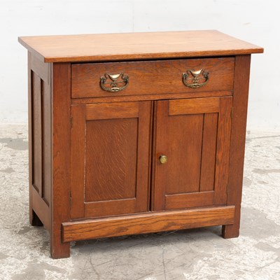 Lot 76 - Oak Cabinet