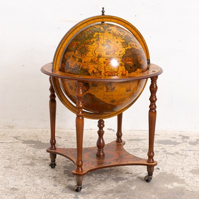 Lot 17 - Italian Terrestrial Globe Form Bar Cart