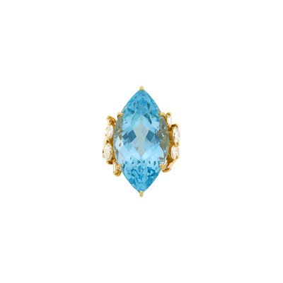 Lot 1169 - H. Stern Gold, Aquamarine and Diamond Ring