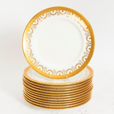 Lot 37 - Set of Twelve Ansley Gilt Rimmed Porcelain Dinner Plates